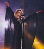 Loboda поздравила своих родителей с 35-летием свадьбы