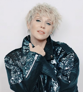 Альбина Джанабаева сняла новый клип