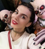 Анна Седокова и ее дочки выбрали лучшую тыкву для Хэллоуина