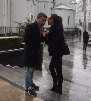 Леонид Барац с девушкой