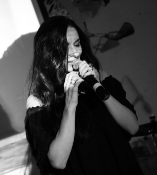 Видео: страстные танцы Надежды Мейхер