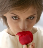 Нелли Уварова