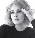 Заметно похудевшая Адель снялась в соблазнительной фотосессии