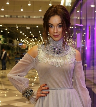 Viva! бал в деталях: украшения звезд