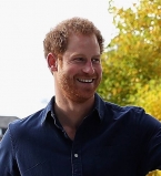 Принц Гарри начал жить у новой возлюбленной