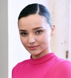 Откровенно: Миранда Керр рассказала о расставании с Орландо Блумом и счастливом романе с Эваном Шпигелем