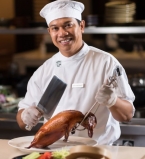 утка по-пекински в дуэте с вином