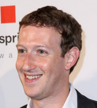 Марк Цукерберг растрогал подписчиков эмоциональным посланием и снимком с дочерью