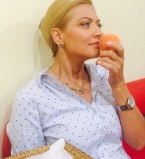 В сеть попал снимок роскошной кухни Татьяны Литвиновой