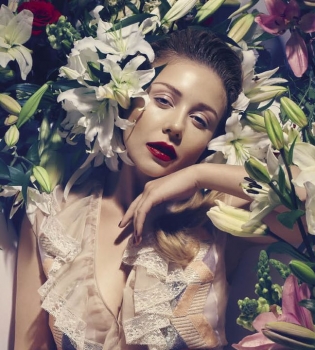 Тина Кароль в фотосессии для Viva!