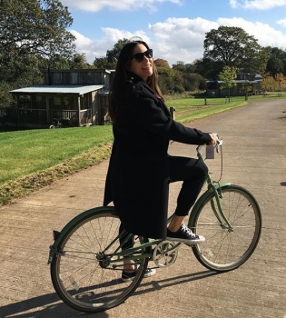 Фотофакт: Лив Тайлер провела выходные с семьей на ферме