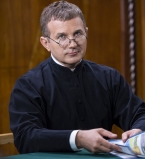 Юрий Горбунов в роли священника