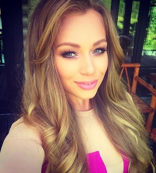 Ведущая шоу &quot;Зважені та щасливі&quot; Яна Соломко назвала имена своих фаворитов на &quot;Х-факторе 7&quot;