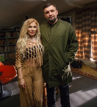 Сексуальная Алена Омаргалиева променяла Тамерлана на Басту