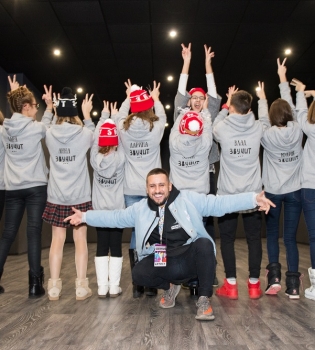 Monatik собрал всех своих детей на сольном концерте в Киеве