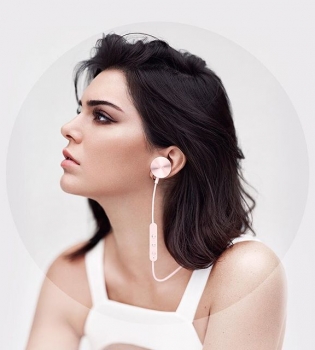 Она вернулась: Кендалл Дженнер восстановила свою страницу в Instagram