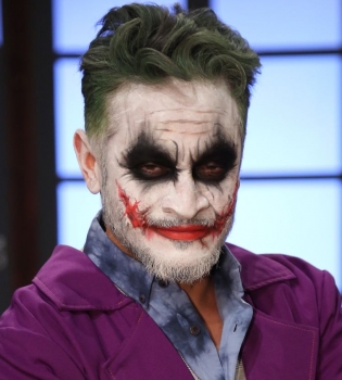 Эктор Хименес-Браво в образе Джокера