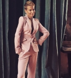 Праздник на пороге: Юлия Высоцкая поделилась секретом похудения к Новому году