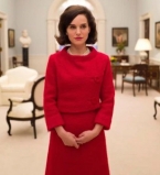 Натали Портман в образе Жаклин Кеннеди украсила обложку New York Magazine