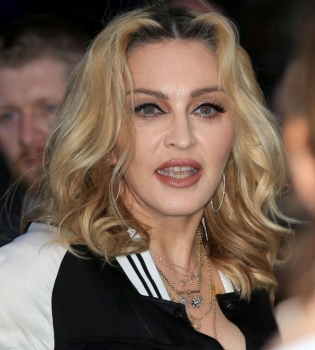 Сын Мадонны Рокко заявил, что рад больше не жить с матерью