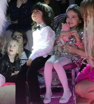 С королевским шиком: Филипп Киркоров устроил громкий праздник в честь первого юбилея дочери