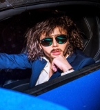 Алина Гросу сменила пол для нового клипа