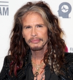 68-летний Стивен Тайлер женится на своей 28-летней возлюбленной