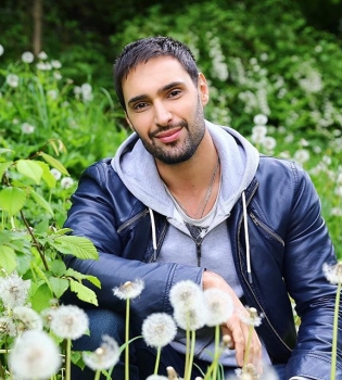 Виталий Козловский опубликовал трогательное фото с малышом