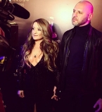 Наталья Могилевская появилась на красной дорожке с таинственным мужчиной