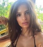 Эмили Ратаковски, Алессандра Амбросио, Белла Хадид и другие супермодели веселятся на Багамах