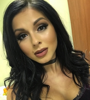 Нюша фото 2016