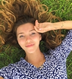 Регина Тодоренко снялась без нижнего белья