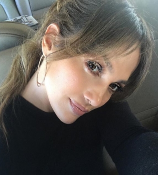 Звездные страсти: Дженнифер Лопес флиртует с бойфрендом Рианны