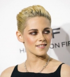 Кристен Стюарт закрутила роман с моделью Victoria&#039;s Secret Стеллой Максвелл