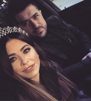 Семейная идиллия: Ани Лорак отметила Новый год с любимым мужем и подросшей дочерью