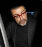 Джордж Майкл покончил жизнь самоубийством