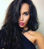 Маша Фокина похвасталась идеальной фигурой в очень сексуальном купальнике