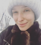 Зима на даче: беременная Катя Осадчая показала, как проводит выходные загородом