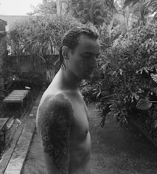 Алан Бадоев отмечает 36-летие на Бали