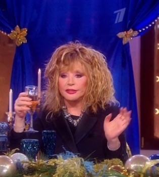 Слишком много Аллы: россияне требуют убрать Пугачеву с экранов ТВ