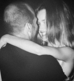 Роузи Хантингтон-Уайтли ждет ребенка