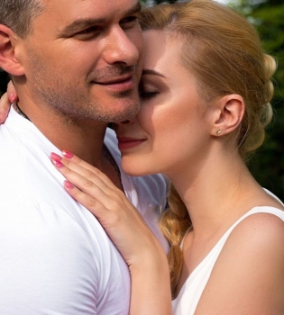 Тоня Матвиенко показала годовалую дочь и поздравила ее с днем рождения