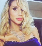 Месяц вдвоем: Loboda отправилась в большое путешествие вместе с дочерью