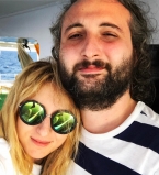 Солист группы Mgzavrebi с женой и дочкой отдохнул в Египте