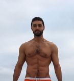 Зимние купания: Виталий Козловский похвастался идеальным телом