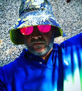 Поседел: Потап блеснул совершенно белой бородой