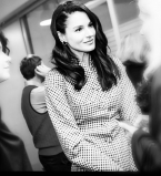 В очках и с крошечной дочкой: Маша Ефросинина опубликовала фото 12-детней давности