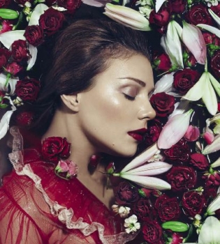 Тина Кароль в фотосессии для журнала Viva!