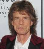 Мик Джаггер показал новорожденного сына