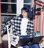 Как создаются шедевры: Рианна показала уникальные студийные фото